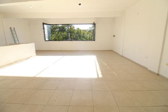 Sala / Quarto de kitnet/studio para alugar com 1 quarto, 170m² em Jardim Satélite, São José dos Campos