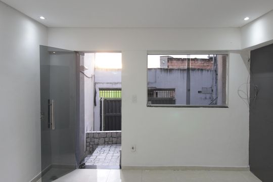 Sala de kitnet/studio para alugar com 1 quarto, 35m² em Jardim Felicidade, Belo Horizonte