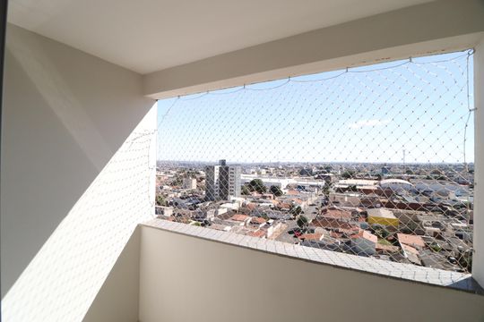 Sacada de apartamento para alugar com 3 quartos, 83m² em Osvaldo Rezende, Uberlândia