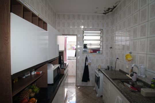 Cozinha de apartamento à venda com 2 quartos, 77m² em Santana, São Paulo