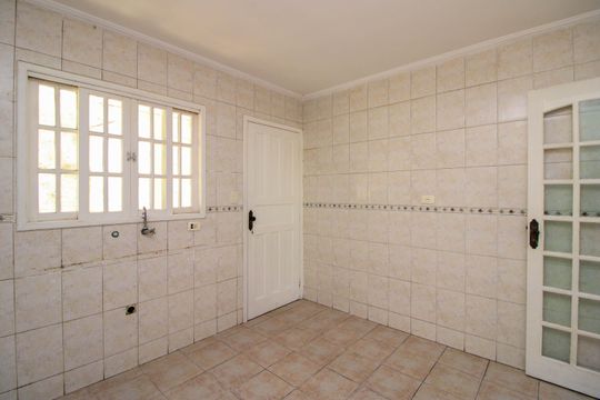 Cozinha de casa para alugar com 1 quarto, 85m² em Jardim Ouro Preto, Taboão da Serra
