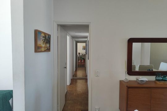 Corredor de apartamento para alugar com 3 quartos, 200m² em Ipanema, Rio de Janeiro