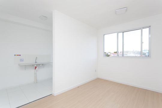 Sala  de apartamento à venda com 2 quartos, 44m² em Vila Lourdes, São Paulo
