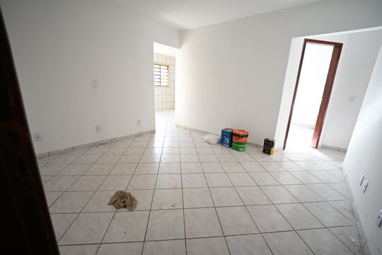 Sala de casa à venda com 3 quartos, 250m² em Res. Araguaia, Goiânia