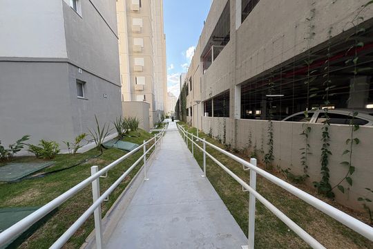 Apartamento para alugar com 2 quartos, 42m² em Parque Amazonia, Goiânia