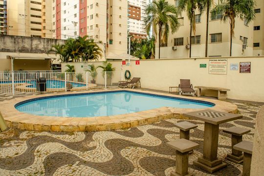 Área comum - Piscina de apartamento para alugar com 2 quartos, 75m² em Setor Bueno, Goiânia