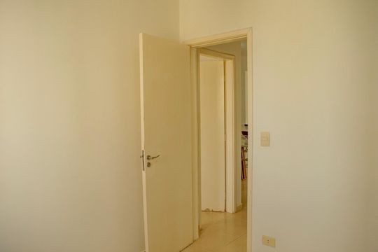 Quarto 1 de apartamento para alugar com 2 quartos, 75m² em Setor Bueno, Goiânia