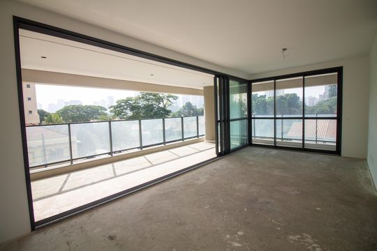Apartamento à venda com 4 quartos, 167m² em Vila Cordeiro, São Paulo