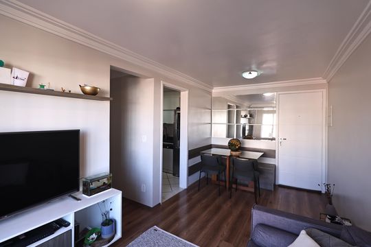 Sala de apartamento à venda com 2 quartos, 50m² em Parque Erasmo Assunção, Santo André