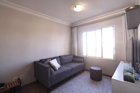 Sala de apartamento à venda com 2 quartos, 50m² em Parque Erasmo Assunção, Santo André