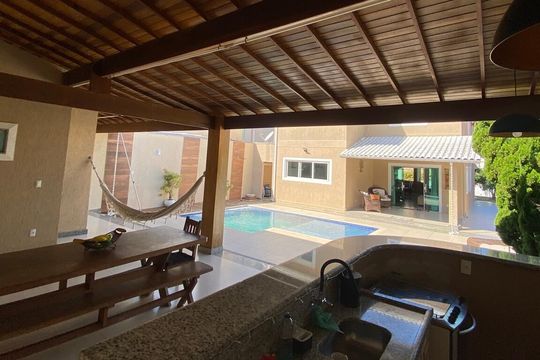 Churrasqueira de casa de condomínio para alugar com 4 quartos, 191m² em Ponta Grossa, Maricá