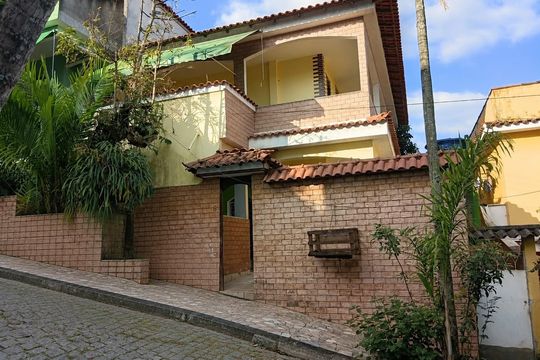 Casa para alugar com 2 quartos, 214m² em Campo Grande, Rio de Janeiro