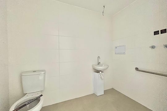 Banheiro de kitnet/studio à venda com 1 quarto, 24m² em Vila Mascote, São Paulo