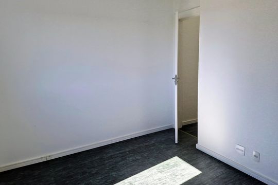 Quarto 2 de apartamento à venda com 2 quartos, 55m² em Jardim do Lago II, Campinas