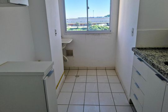 Cozinha de apartamento para alugar com 2 quartos, 55m² em Jardim do Lago II, Campinas