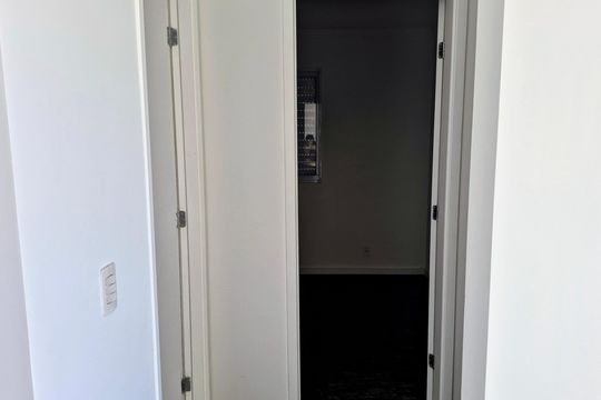 Corredor de apartamento à venda com 2 quartos, 55m² em Jardim do Lago II, Campinas