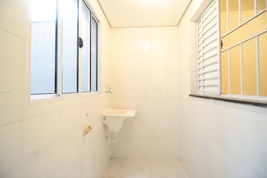 Área de serviço de apartamento para alugar com 2 quartos, 39m² em Penha de França, São Paulo