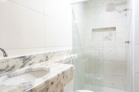 Banheiro de apartamento para alugar com 2 quartos, 39m² em Penha de França, São Paulo