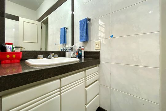Banheiro da Suíte 3 de casa à venda com 4 quartos, 525m² em Santa Lúcia, Belo Horizonte