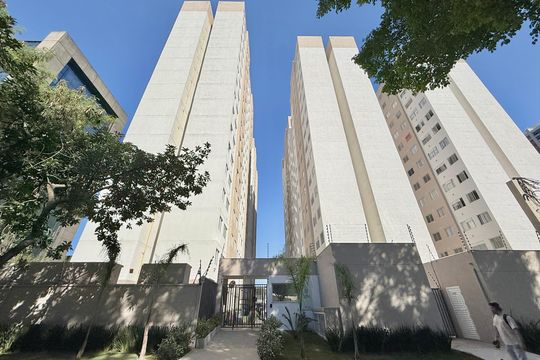 Fachada de apartamento para alugar com 2 quartos, 30m² em Jardim Caravelas, São Paulo