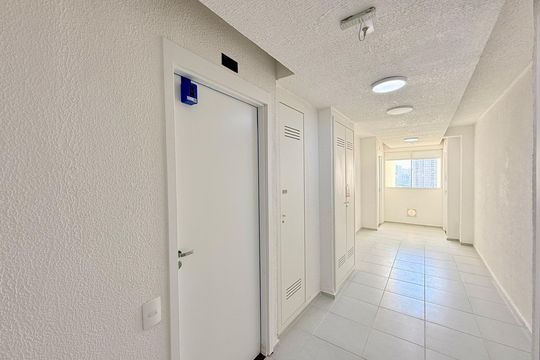 Hall Apartamento de apartamento para alugar com 2 quartos, 30m² em Jardim Caravelas, São Paulo