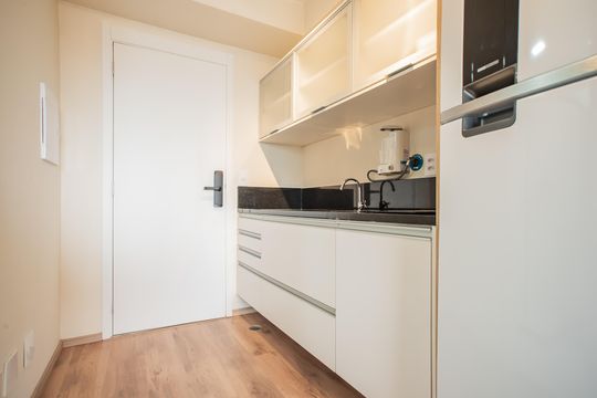 Cozinha de kitnet/studio à venda com 1 quarto, 29m² em Vila Clementino, São Paulo