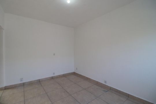 Sala de casa para alugar com 3 quartos, 80m² em Parque dos Pinus, Ribeirão Preto