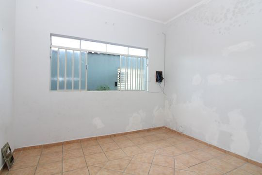 Casa para alugar com 3 quartos, 194m² em Jardim Hercilia, São Paulo