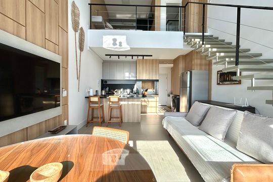 Apartamento para alugar com 1 quarto, 57m² em Barra da Lagoa, Florianópolis