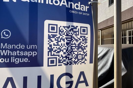 Placa de apartamento para alugar com 2 quartos, 63m² em Guará, Brasília