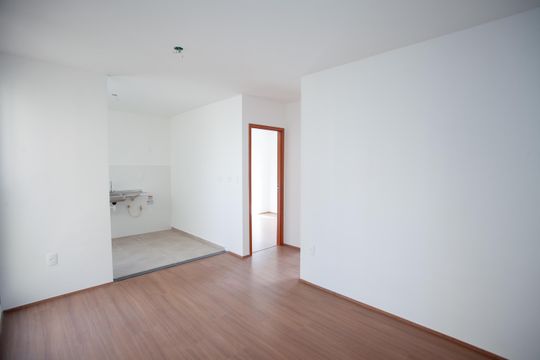 Apartamento à venda com 2 quartos, 42m² em Praia, Contagem