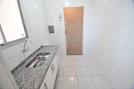 Cozinha de apartamento à venda com 1 quarto, 42m² em Botafogo, Campinas