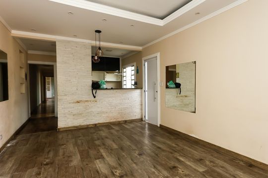 Casa para alugar com 3 quartos, 108m² em Vila Pirajussara, São Paulo
