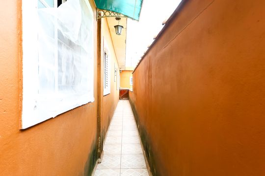 Casa para alugar com 3 quartos, 108m² em Vila Pirajussara, São Paulo