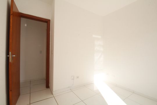 Quarto 2 de apartamento para alugar com 2 quartos, 54m² em Jardim Ampliação, São Paulo
