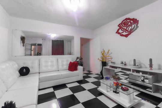 Casa à venda com 3 quartos, 140m² em Cidade Líder, São Paulo