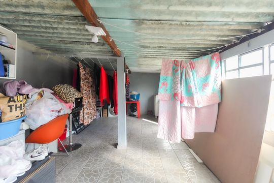 Área de Serviço de casa à venda com 3 quartos, 140m² em Cidade Líder, São Paulo