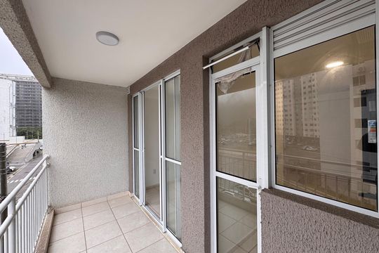 Varanda de apartamento para alugar com 3 quartos, 65m² em Barra da Tijuca, Rio de Janeiro