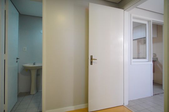 Quarto de Serviço de apartamento para alugar com 3 quartos, 163m² em Centro, Novo Hamburgo