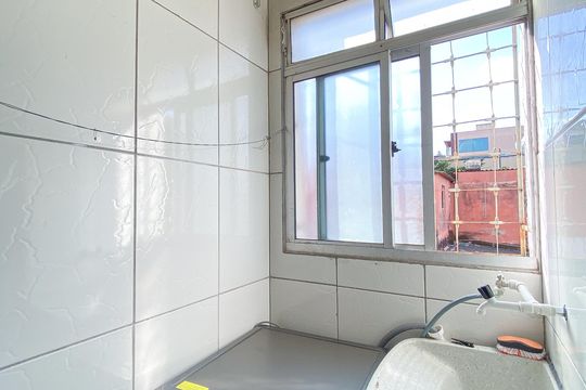 Apartamento à venda com 2 quartos, 50m² em Jardim Bandeirantes, Contagem