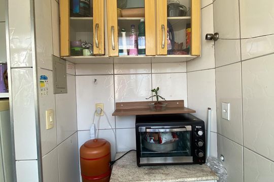 Apartamento à venda com 2 quartos, 50m² em Jardim Bandeirantes, Contagem