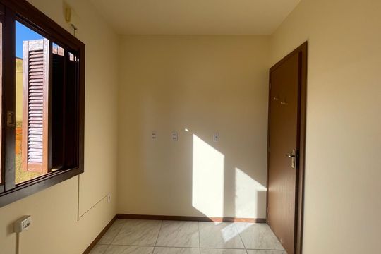 Casa à venda com 3 quartos, 75m² em Campestre, São Leopoldo