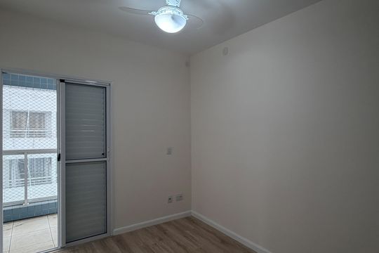 Quarto  de apartamento para alugar com 2 quartos, 82m² em Boqueirão, Santos