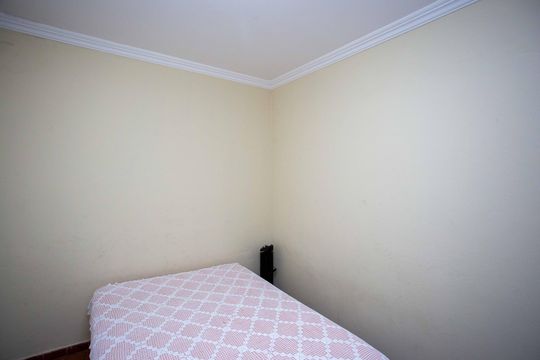 Quarto 1 de casa à venda com 6 quartos, 300m² em Taboão, Diadema