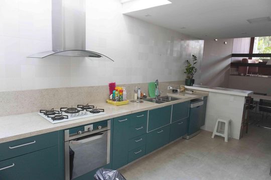 Cozinha de casa de condomínio à venda com 3 quartos, 180m² em Centro de Apoio I (alphaville), Santana de Parnaíba