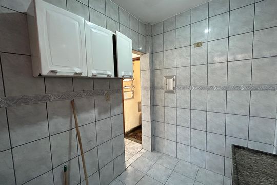 Cozinha de apartamento para alugar com 2 quartos, 40m² em Vila Valqueire, Rio de Janeiro