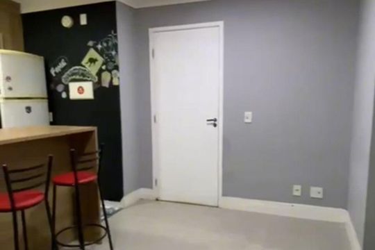 Sala de apartamento para alugar com 2 quartos, 47m² em Jardim Marilu, Cotia
