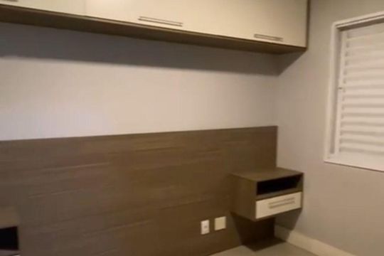 Quarto 1  de apartamento para alugar com 2 quartos, 47m² em Jardim Marilu, Cotia