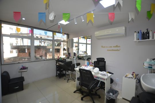 Sala Quarto de kitnet/studio à venda com 1 quarto, 35m² em Vila Valqueire, Rio de Janeiro