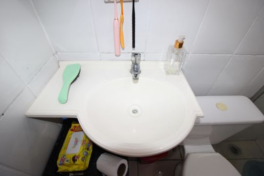 Banheiro de apartamento à venda com 2 quartos, 65m² em Vila Taquari, São Paulo